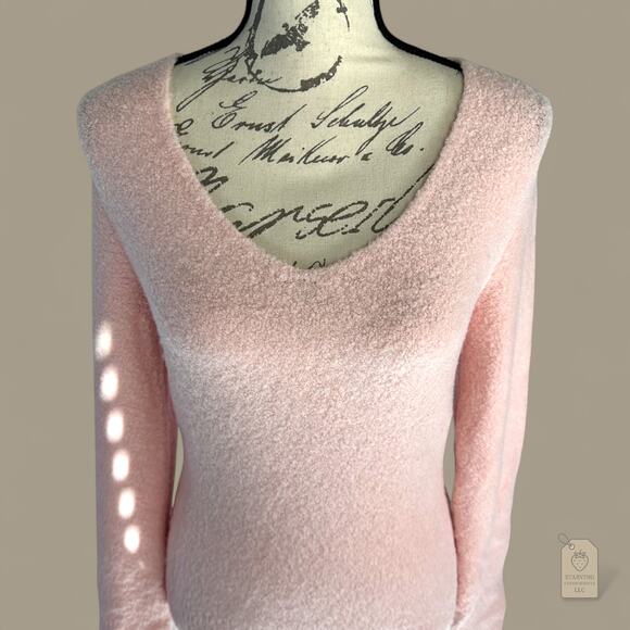 Express | Soft Pink Wool-Blend V-Neck Stretch Cozy Sweater - Women’s Small - Picture 2 of 11